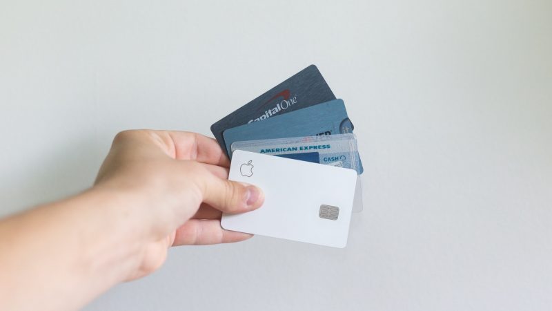 Bezpieczne korzystanie z karty płatniczej